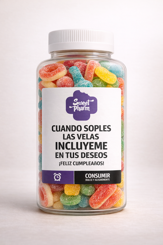 Cuando soples las velas incluyeme en tus deseos ¡Feliz cumpleaños!